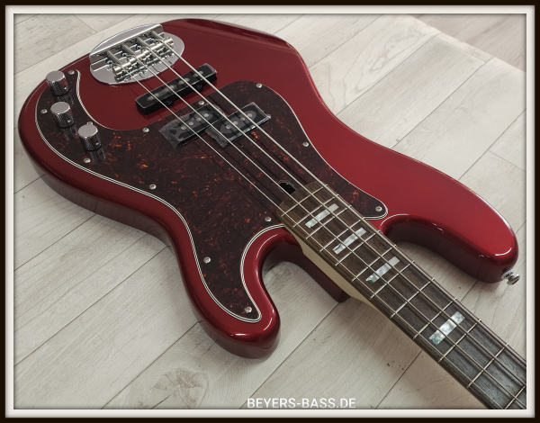 Preview: Lakland Skyline 44-64C Custom, Candy Apple Red Gloss